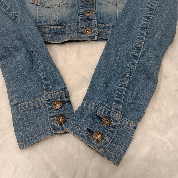 Hydraulic cropped distressed denim jacket - Picture 3 of 14
